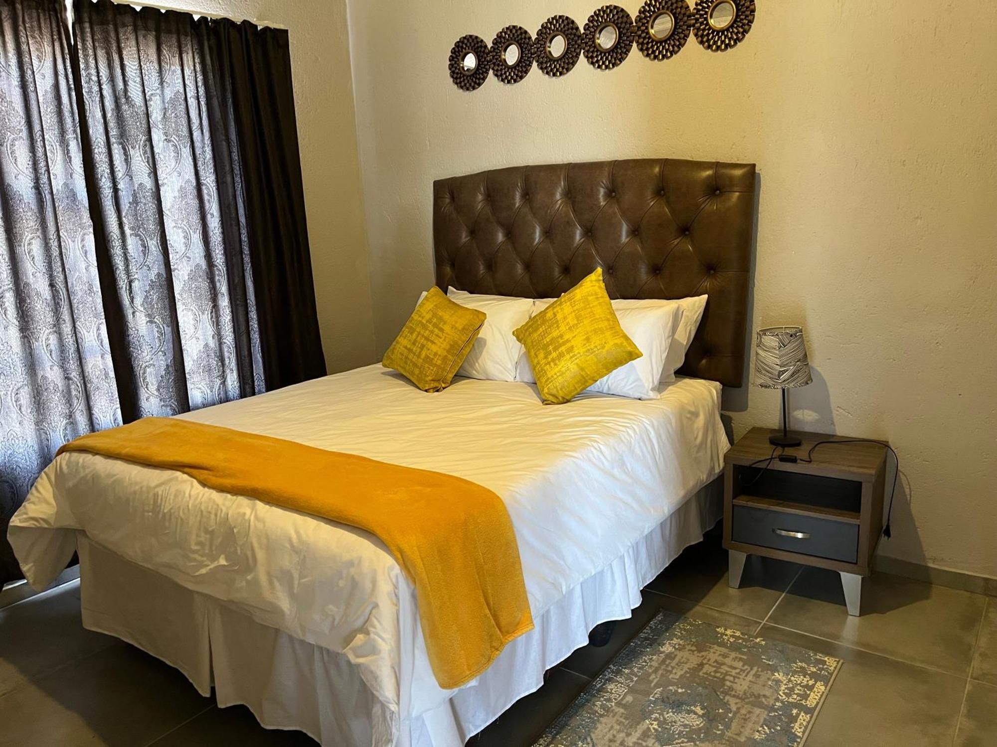Lodge Boutique *